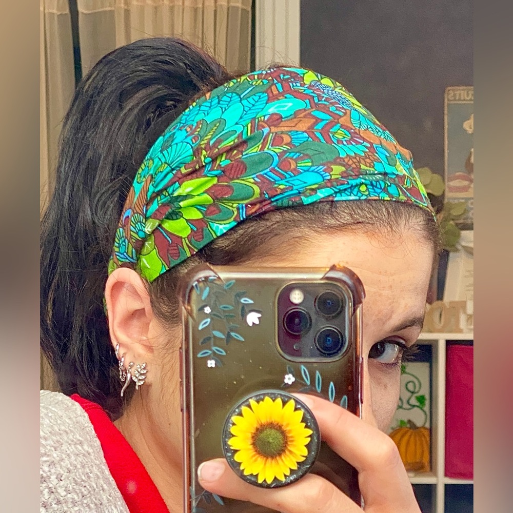 ZeBop Blue and Green Feathered Style Head Band- Small